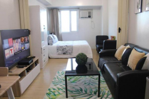 Huge A2J Executive Luxury 1BR Suite Near ABS CBN, GMA
